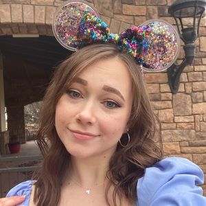 Meet your Posher, Brittney